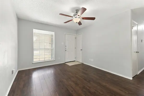 1458 Shorehaven Drive, Garland, TX 75040