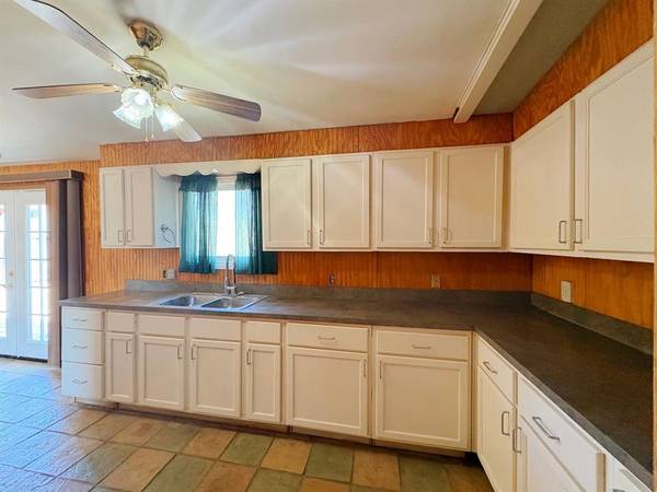2532 A and M Avenue, San Angelo, TX 76904