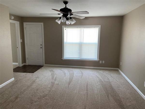 506 N Lamar Street, Weatherford, TX 76086
