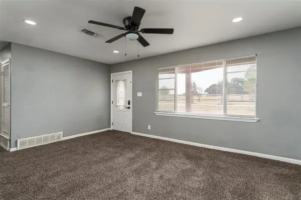 1101 Kennedale Sublett Road, Kennedale, TX 76060