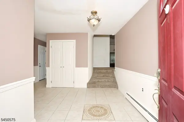 62 Molinari Dr, Wanaque Boro, NJ 07465
