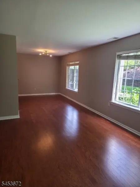 67 Village Dr #67, Morris Twp., NJ 07960