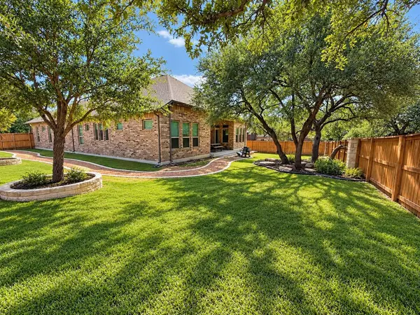 221 Lake Rim CIR, Georgetown, TX 78633