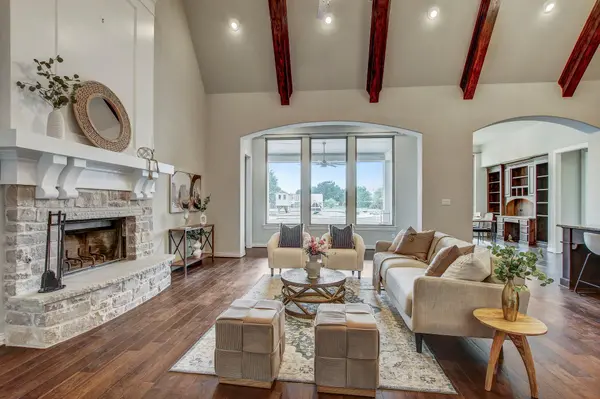 312 Flintlock DR, Leander, TX 78641