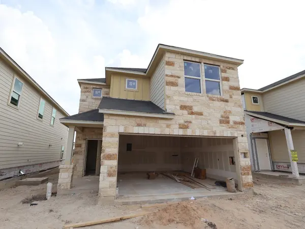 467 Bishop Wood RD, Dripping Springs, TX 78620