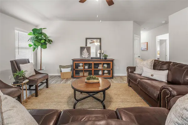 7713 Bunker DR, Navasota, TX 77868