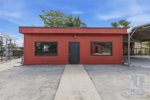 1209 W Anderson LN, Austin, TX 78757