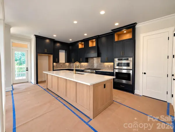 4917 Marina DR #46, Sherrills Ford, NC 28673