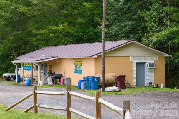 4243 Poplar Lake DR, Granite Falls, NC 28630