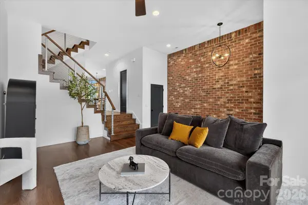 2727 N Brevard ST, Charlotte, NC 28205