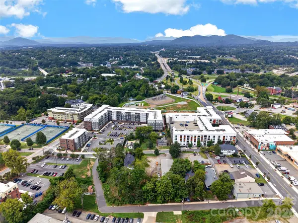 21 Pearl ST, Asheville, NC 28801