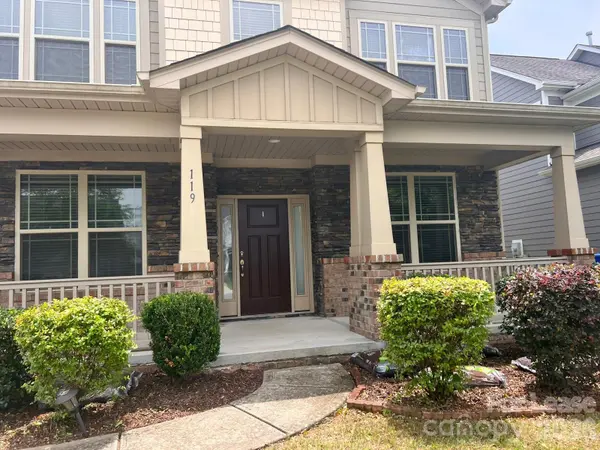 119 Heron Cove LOOP, Mooresville, NC 28117
