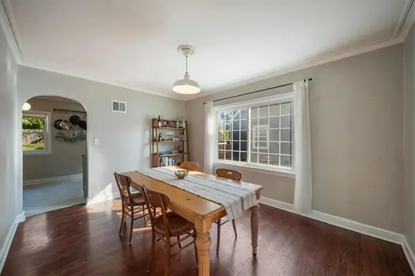 1336 E 76th ST, Kansas City, MO 64131