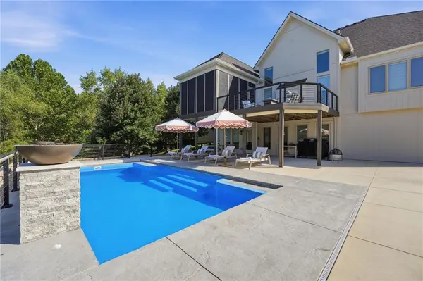 7808 N Chatham AVE, Kansas City, MO 64151