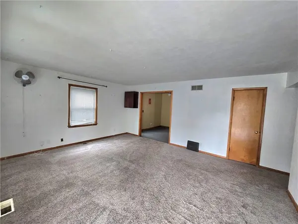11514 E 15th ST, Independence, MO 64052