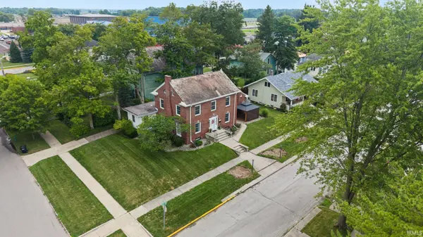 303 S Harrison ST, Garrett, IN 46738-1535