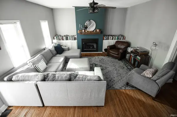 530 Chestnut ST, Mount Carmel, IL 62863