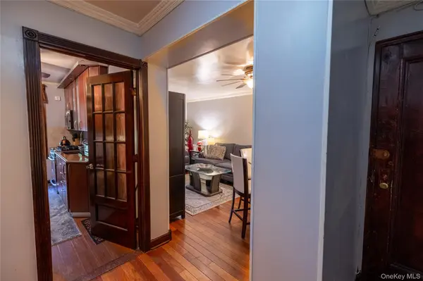 120-10 85th AVE #5H, Kew Gardens, NY 11415