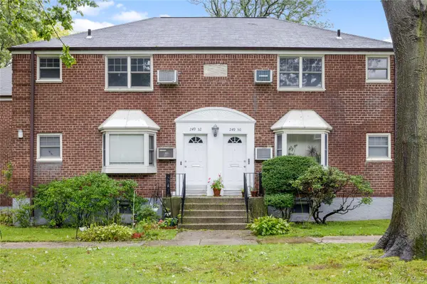 249-52 60th AVE #Upper, Little Neck, NY 11362