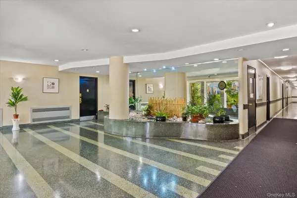 31-85 Crescent ST #516, Astoria, NY 11106
