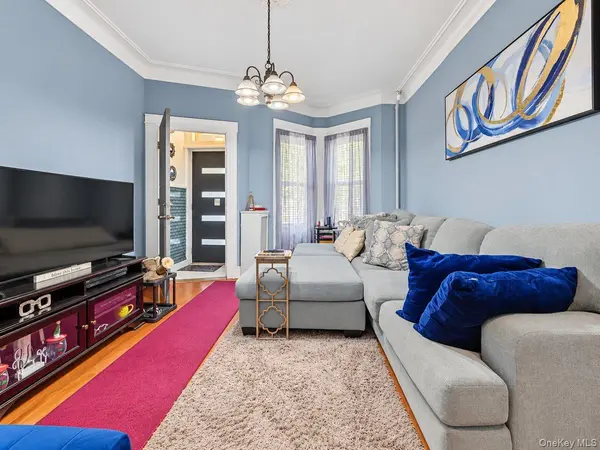 37 Grant AVE, Brooklyn, NY 11208