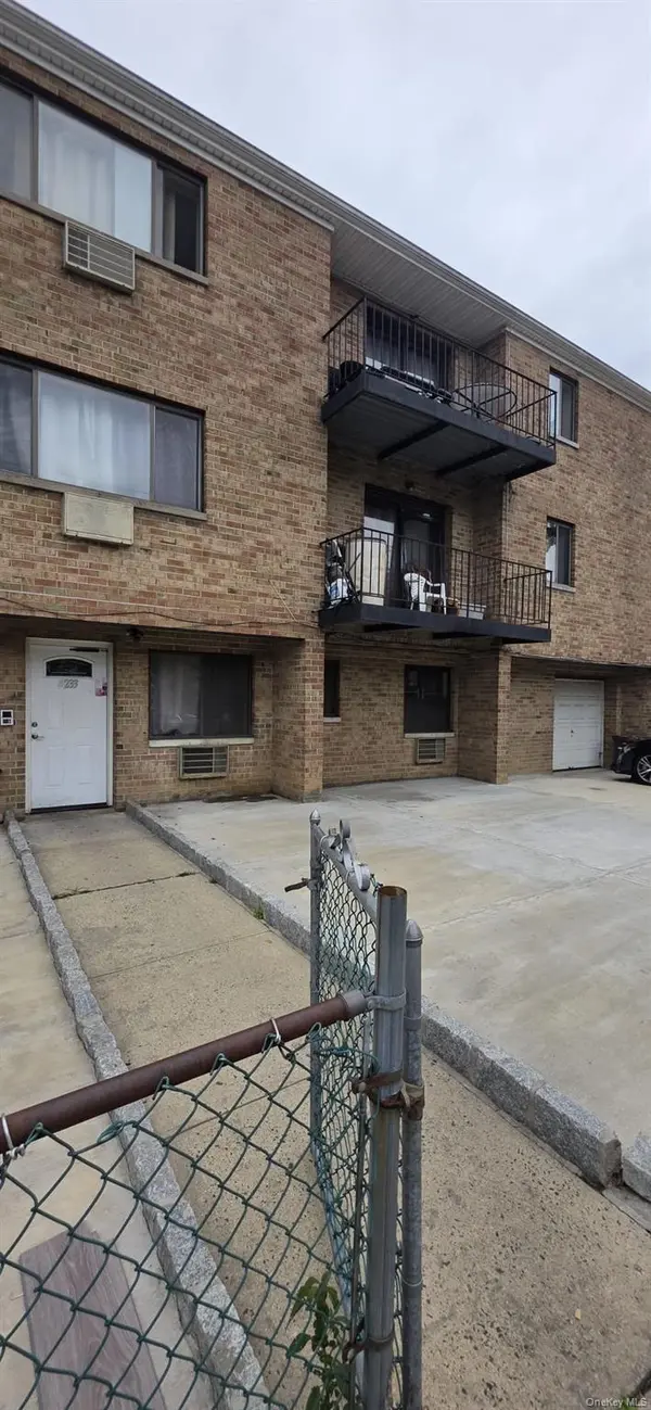 3233 Ely AVE, Bronx, NY 10469