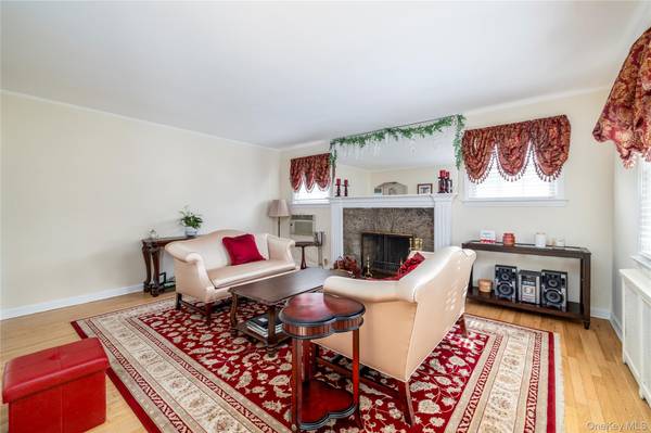 408 Jackson AVE, West Hempstead, NY 11552