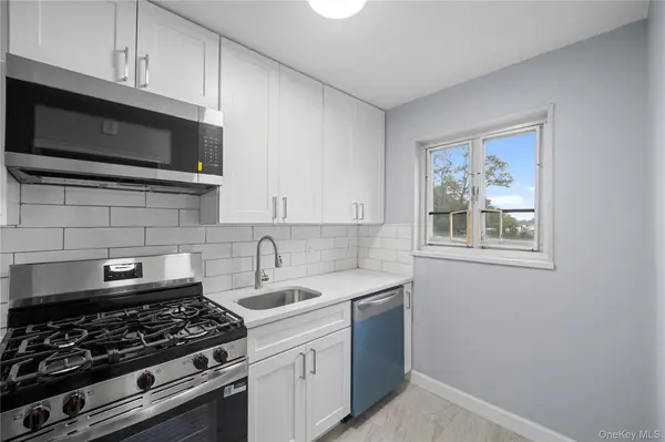 221-43 Manor RD #(Upper) 1613, Queens Village, NY 11427
