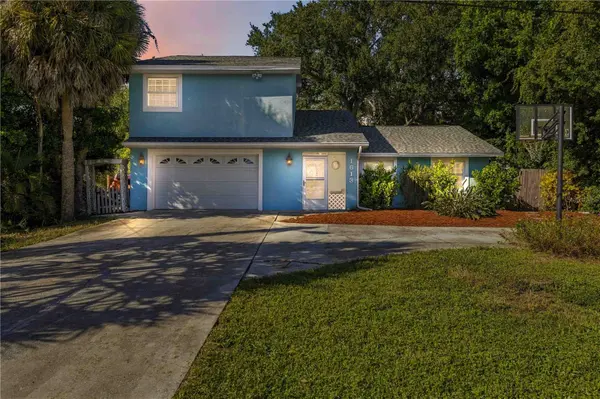1613 WHARF RD, Sarasota, FL 34231