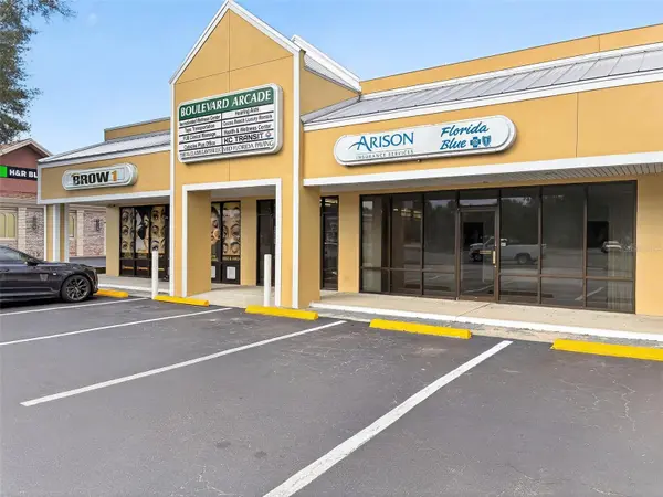 1326 W NORTH BLVD #1, Leesburg, FL 34748
