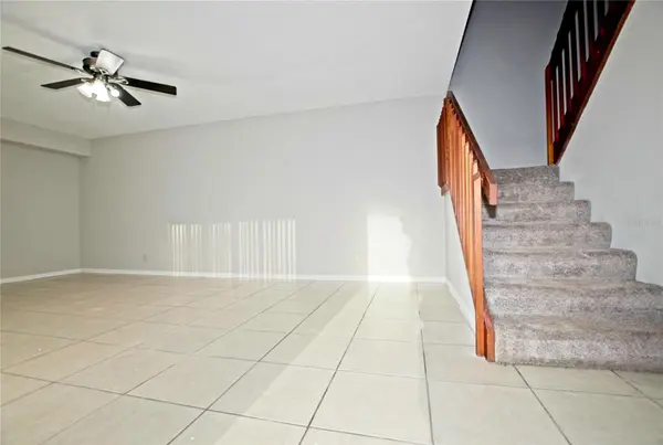 5373 BAMBOO CT #402, Orlando, FL 32811