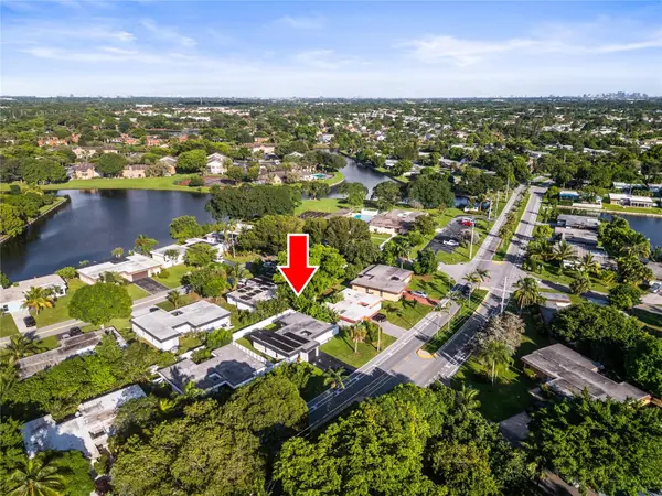 6408 BROOKWOOD BLVD, Tamarac, FL 33321