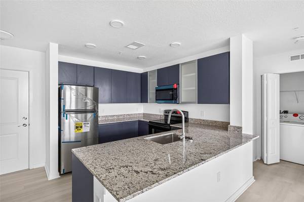 5563 MILLENIA PARK BLVD #517, Orlando, FL 32839