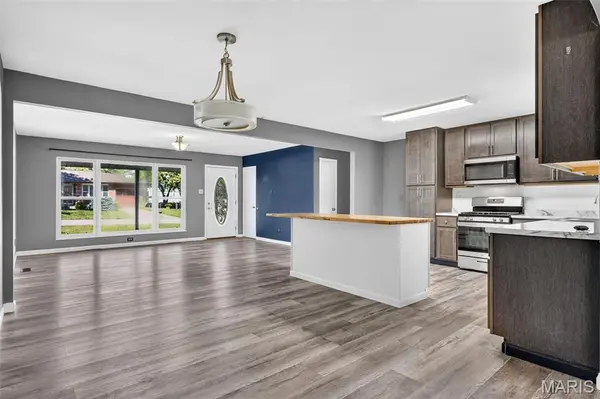 206 Cordes ST, O'fallon, MO 63366