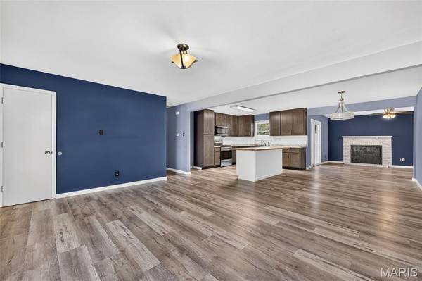 206 Cordes ST, O'fallon, MO 63366