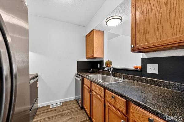 2677 Falcons WAY #126, St Charles, MO 63303