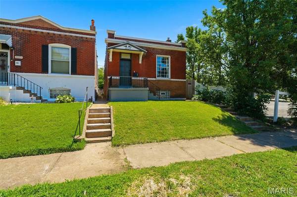 3524 Grace AVE, St Louis, MO 63116