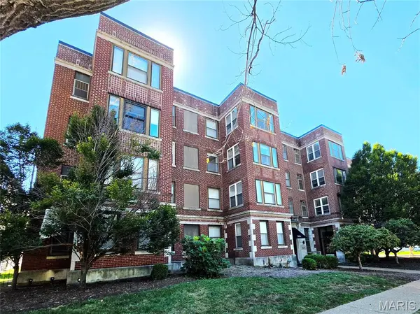 5696 Kingsbury AVE #303, St Louis, MO 63112