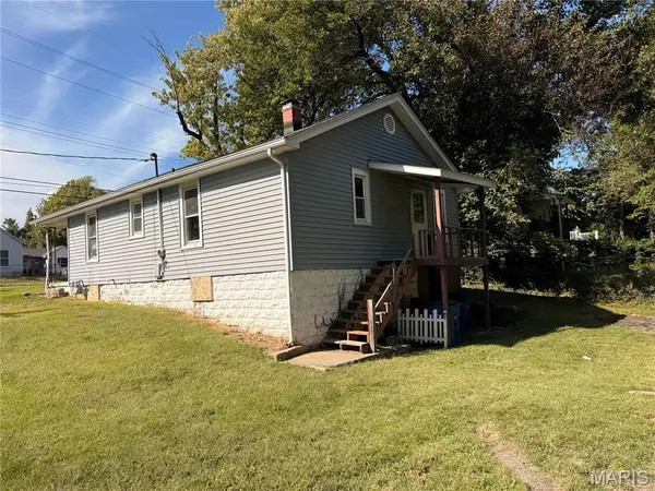 2201 Johnson ST, Alton, IL 62002