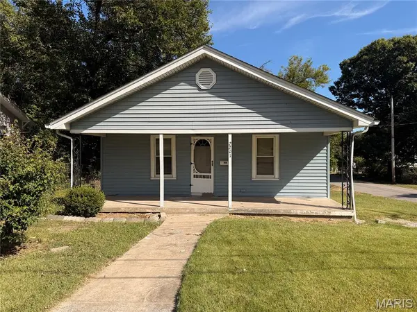 2201 Johnson ST, Alton, IL 62002