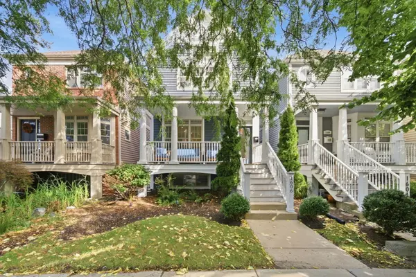 1606 W EDGEWATER AVE, Chicago, IL 60660