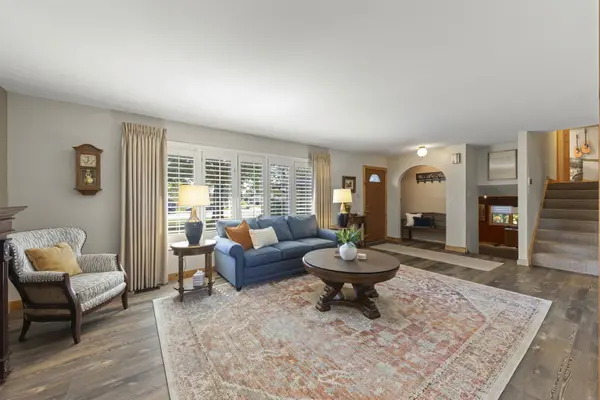 8808 Wheeler DR, Orland Park, IL 60462