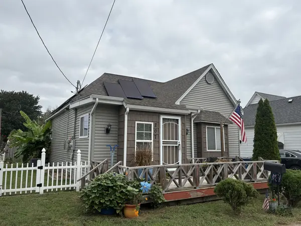 207 W Sylvia AVE, Christopher, IL 62822