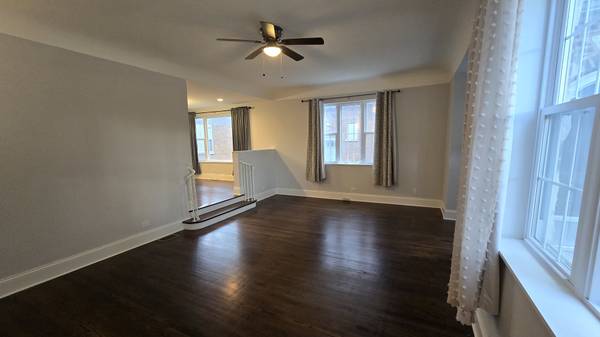7951 S Blackstone AVE, Chicago, IL 60619