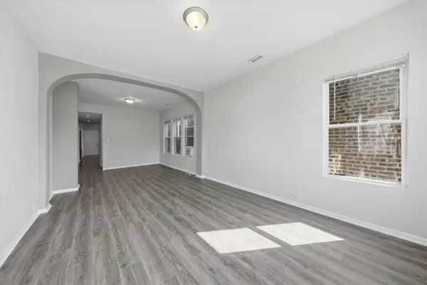 5135 S Wood ST #2, Chicago, IL 60609