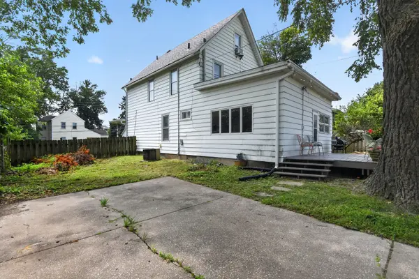 1535 13th AVE, Moline, IL 61265