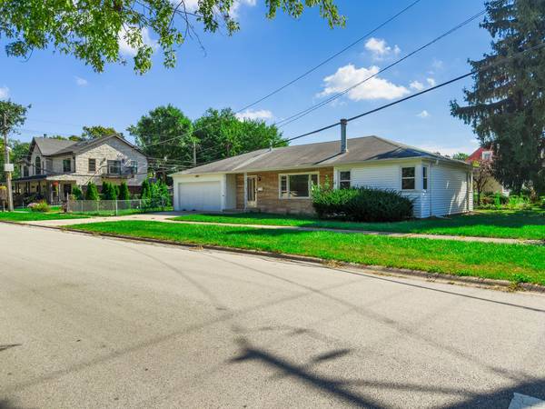 10101 S Kostner AVE, Oak Lawn, IL 60453