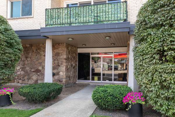 7314 Randolph ST #5B, Forest Park, IL 60130