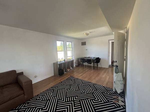 1561 E 93rd ST #2, Chicago, IL 60619