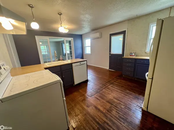 310 W Orange ST, Clarinda, IA 51632